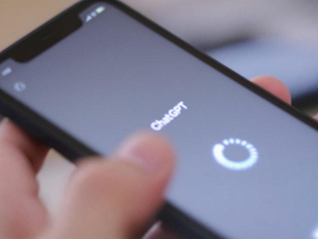 ChatGPT y Otros Servicios de OpenAI Sufren una Interrupción Global: Investigación en Curso